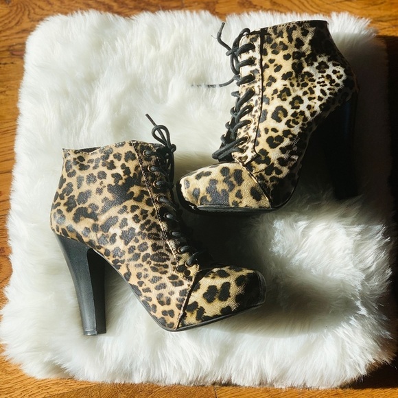 Charlotte Russe Leopard Print Boots - Picture 2 of 11